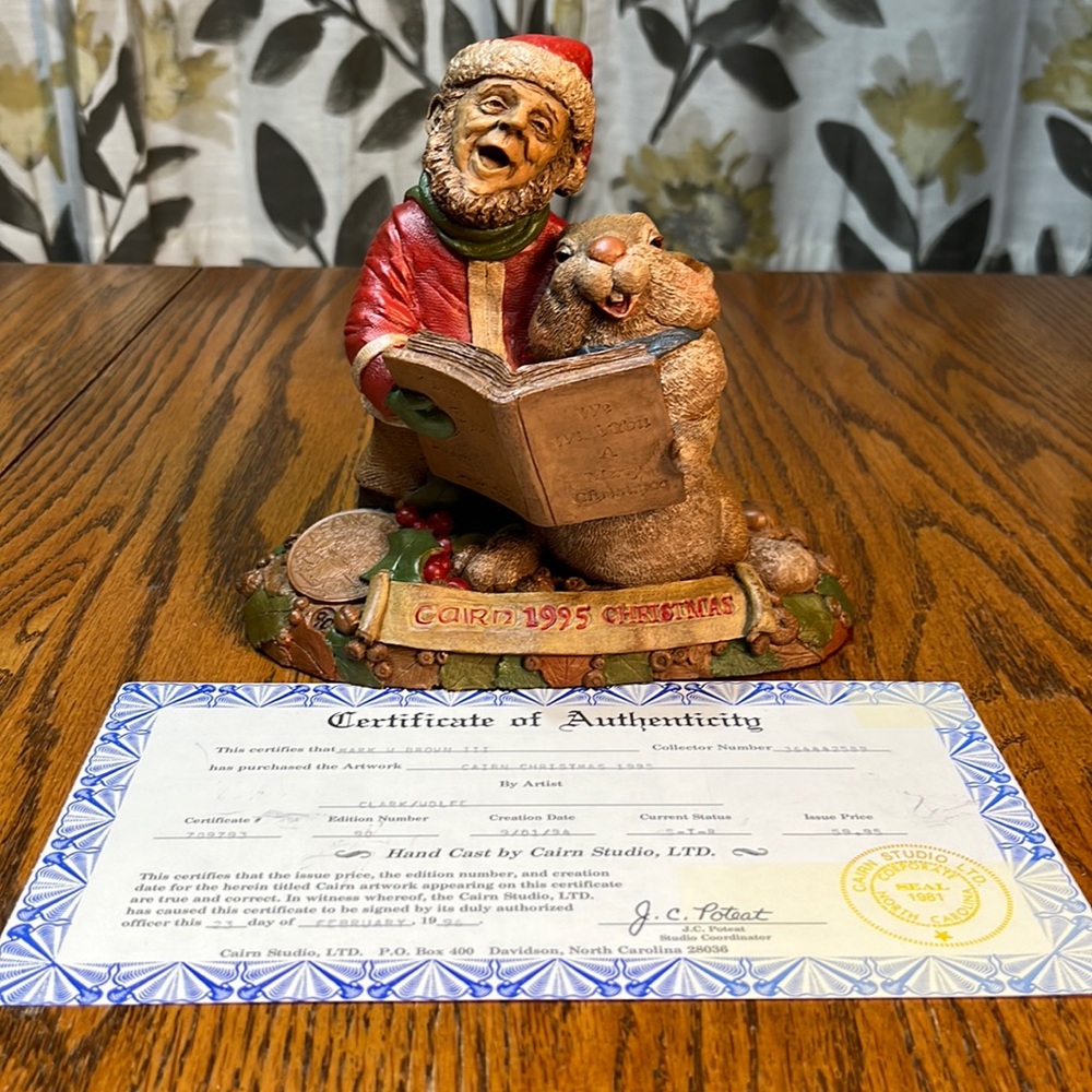 Tom Clark Cairn 1995 Christmas Gnome with Certificate of Authenticity